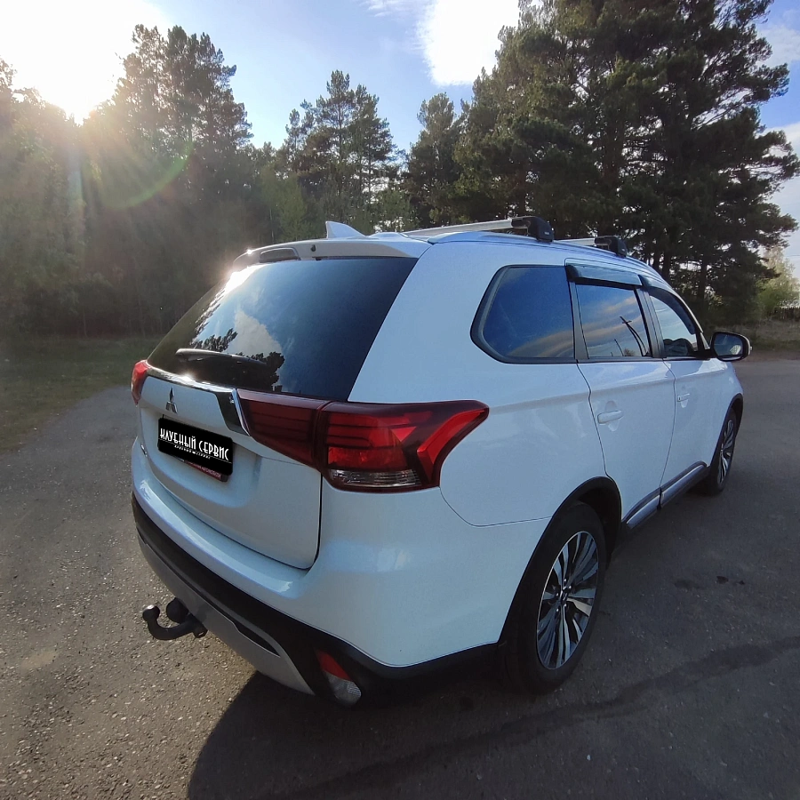 Mitsubishi Outlander, 2020г., полный привод, вариатор