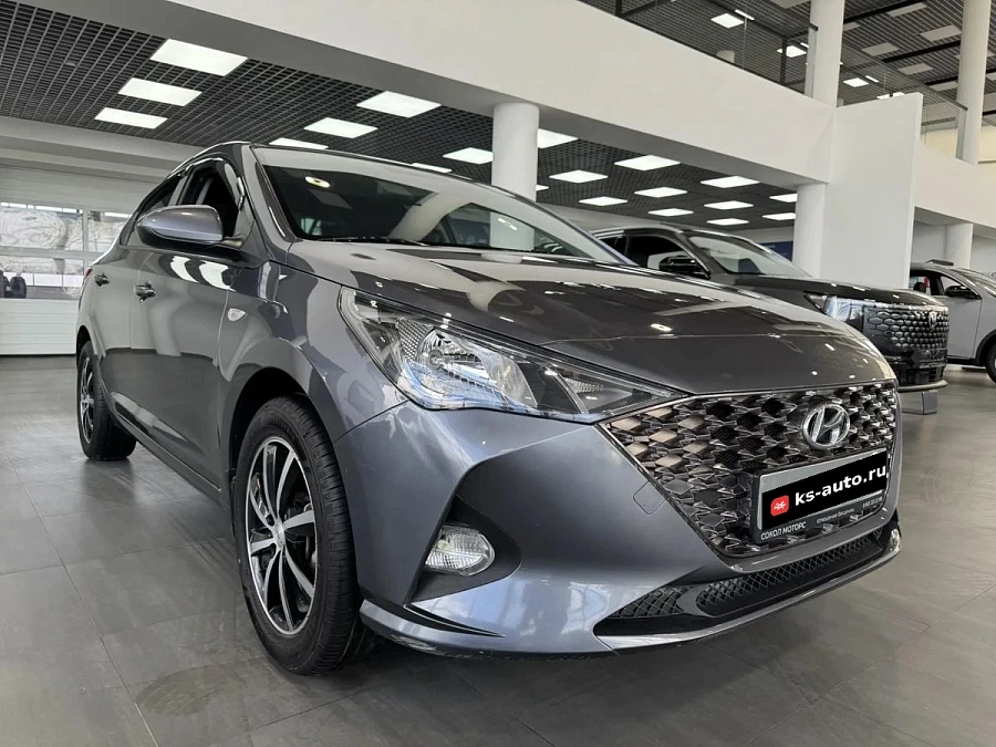 Hyundai Solaris, 2021г., передний привод, автомат