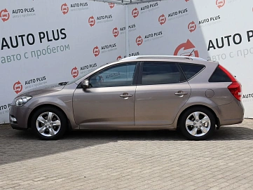 Kia Ceed, 2011г, передний привод, автомат