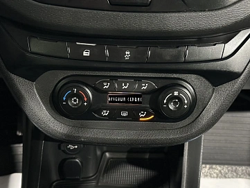 Lada (ВАЗ) Vesta, 2017г, передний привод, механика