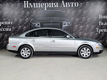 Volkswagen Passat, 2005г, передний привод, автомат