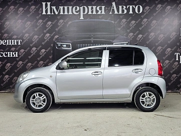 Toyota Passo, 2010г, передний привод, вариатор