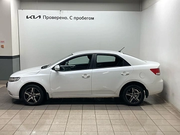 Kia Cerato, 2011г, передний привод, автомат