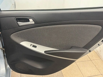 Hyundai Solaris, 2012г, передний привод, механика