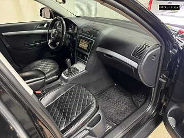 Skoda Octavia, 2009г, передний привод, механика