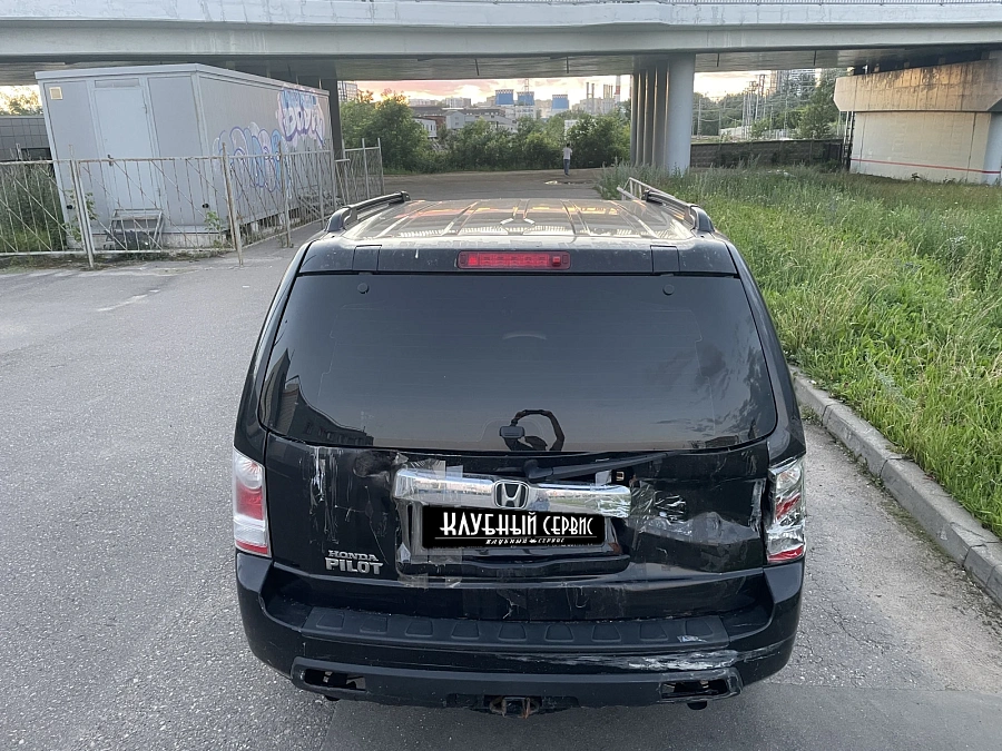 Honda Pilot, 2011г., полный привод, автомат