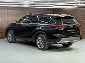 Toyota Highlander, 2024г., полный привод, автомат