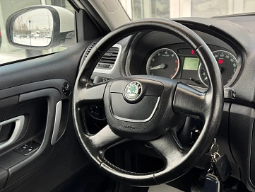 Skoda Fabia, 2009г, передний привод, механика