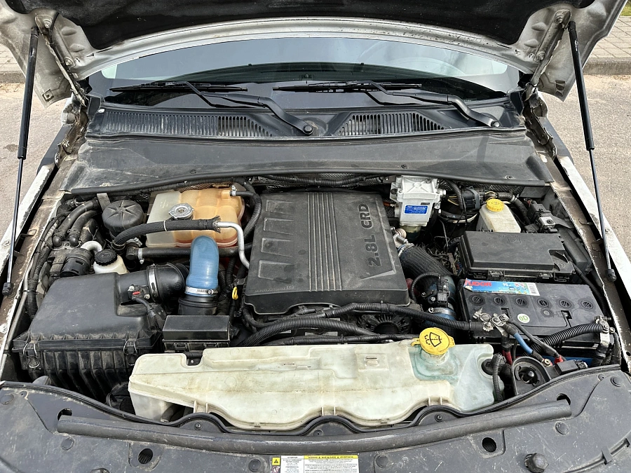 Jeep Cherokee, 2011г., полный привод, автомат