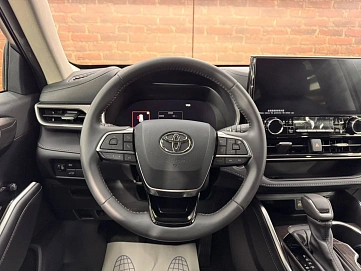 Toyota Highlander, 2025г, полный привод, автомат