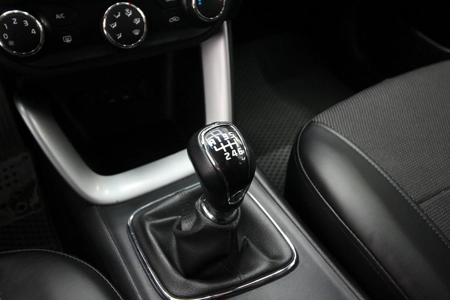 Kia Ceed, 2012г., передний привод, механика