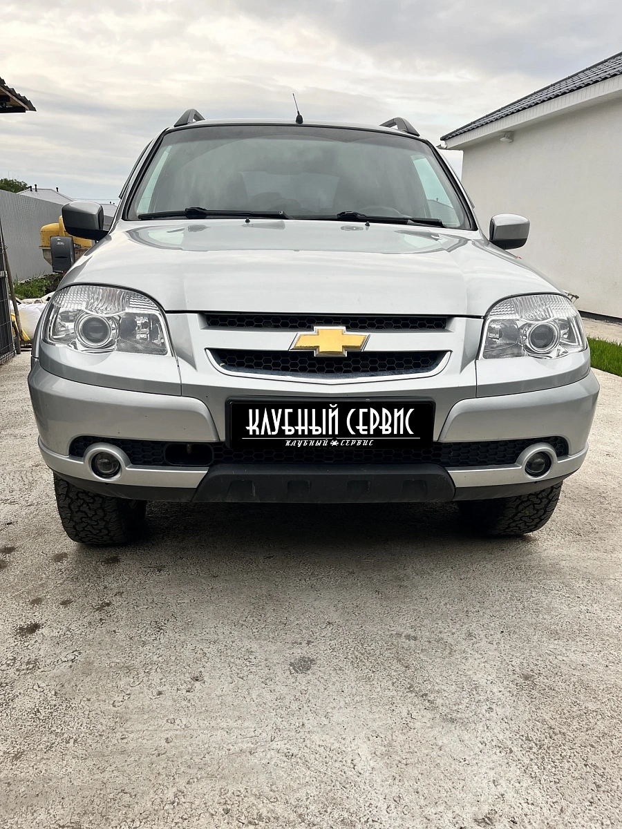 Chevrolet Niva, 2015г., полный привод, механика