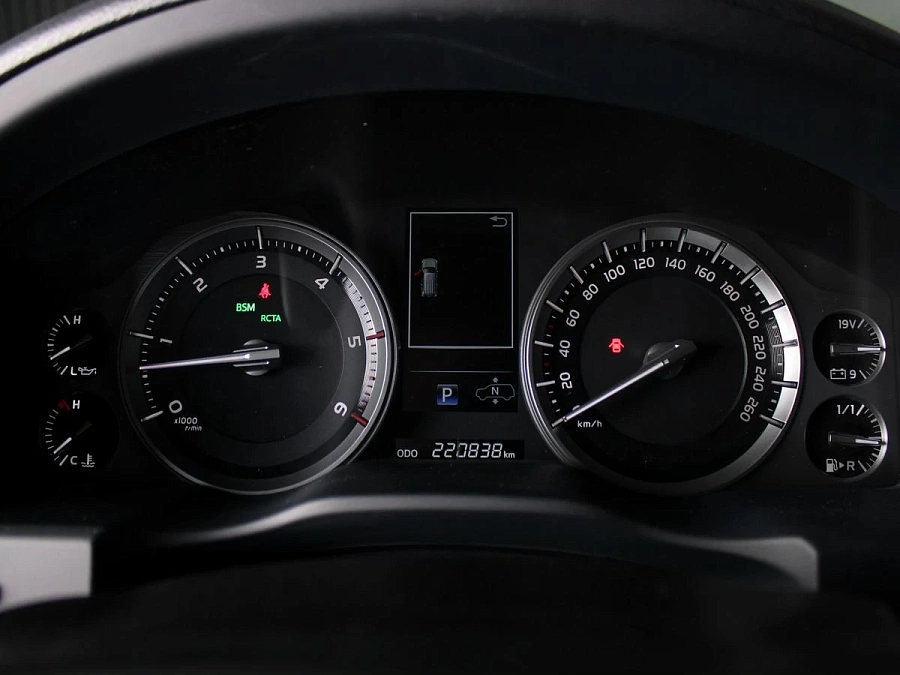 Toyota Land Cruiser, 2016г., полный привод, автомат