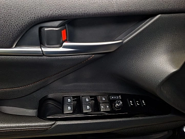 Toyota Camry, 2020г, передний привод, автомат