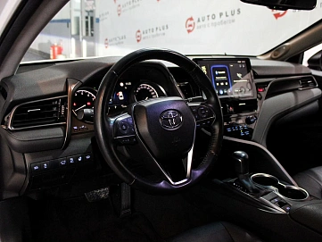 Toyota Camry, 2021г, передний привод, автомат