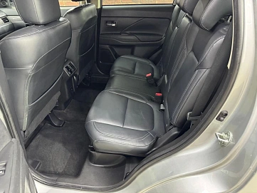 Mitsubishi Outlander, 2021г, полный привод, вариатор