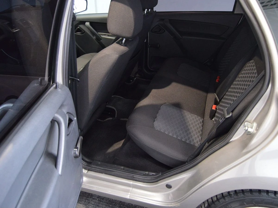 Lada (ВАЗ) Granta, 2019г., передний привод, механика