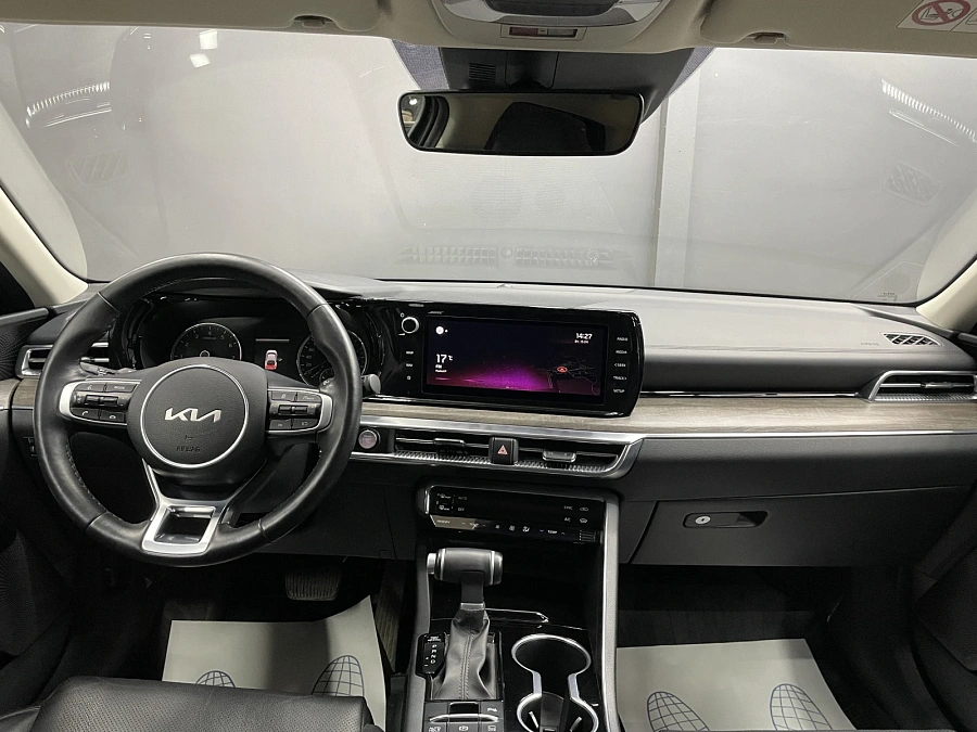 Kia K5, 2021г., передний привод, автомат