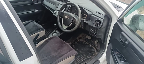 Toyota Corolla, 2016г, передний привод, вариатор