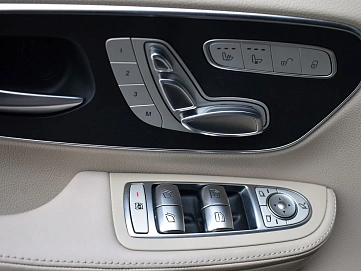 Mercedes-Benz V-Класс, 2018г., полный привод, автомат