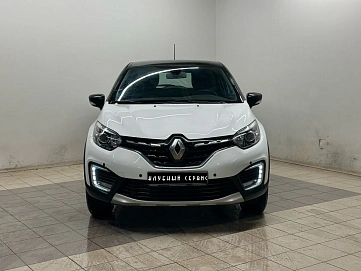 Renault Kaptur, 2022г, передний привод, вариатор