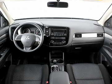 Mitsubishi Outlander, 2013г, передний привод, вариатор