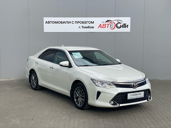 Toyota Camry, 2017г., передний привод, автомат