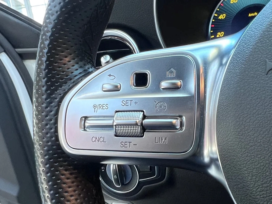 Mercedes-Benz C-Класс, 2021г., задний привод, автомат