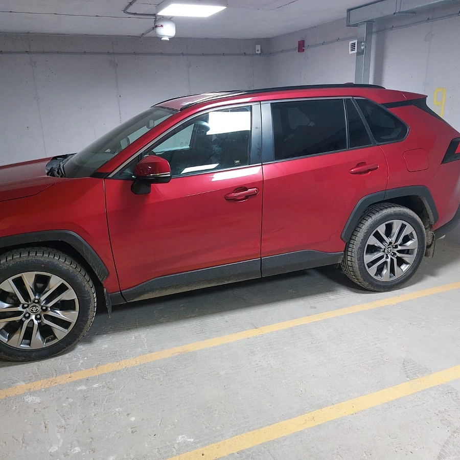 Toyota RAV4, 2021г., полный привод, автомат