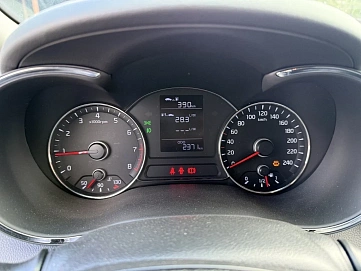 Kia Cerato, 2015г, передний привод, механика