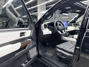 Toyota Tundra, 2024г., полный привод, автомат