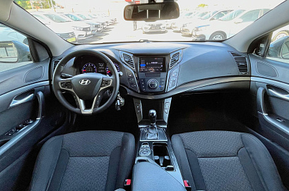 Hyundai , 2016г., передний привод, автомат