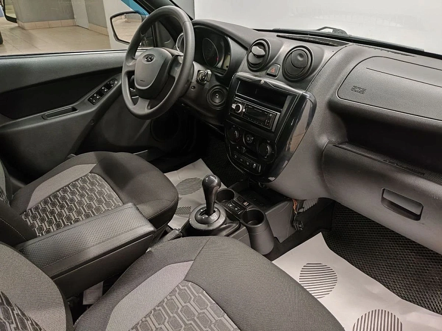 Lada (ВАЗ) Granta, 2016г., передний привод, робот