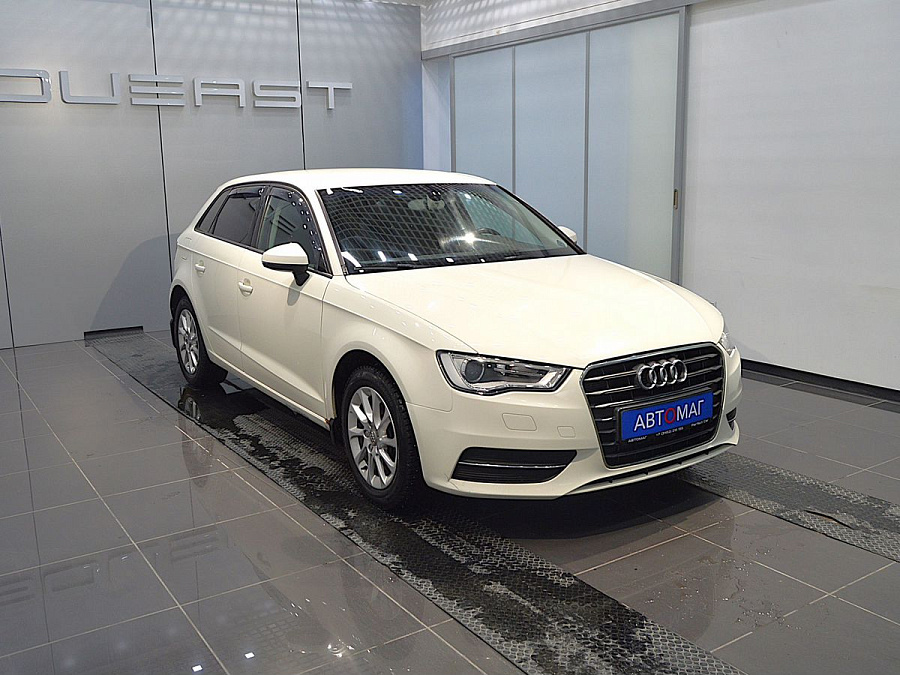 Audi A3, 2013г., передний привод, робот