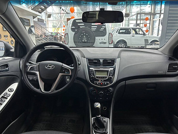 Hyundai Solaris, 2011г, передний привод, механика