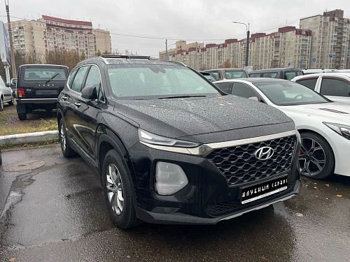 Hyundai Santa Fe, 2019г, полный привод, автомат