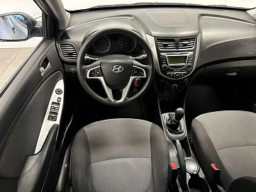 Hyundai Solaris, 2012г, передний привод, механика