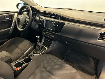 Toyota Corolla, 2014г, передний привод, механика