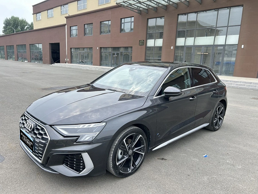 Audi A3, 2021г., передний привод, автомат