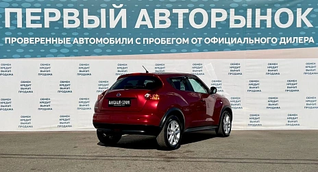 Nissan Juke, 2012г, передний привод, автомат