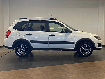 Lada (ВАЗ) Kalina, 2015г, передний привод, автомат