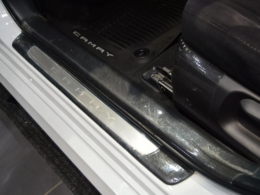 Toyota Camry, 2021г., передний привод, автомат