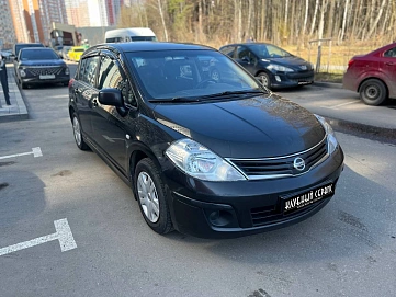 Nissan Tiida, 2012г, передний привод, автомат
