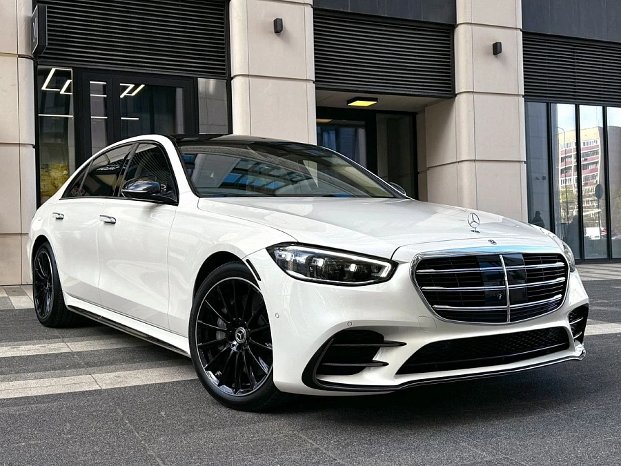 Mercedes-Benz S-Класс, 2023г., полный привод, автомат