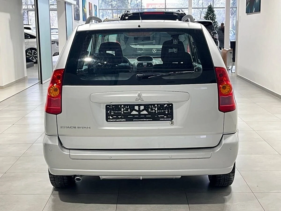 Mitsubishi Space Star, 2004г., передний привод, автомат