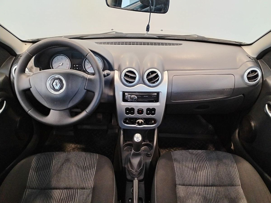 Renault Sandero, 2011г., передний привод, механика