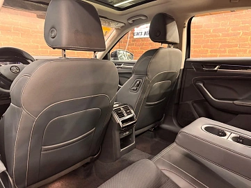 Skoda Superb, 2025г, передний привод, робот