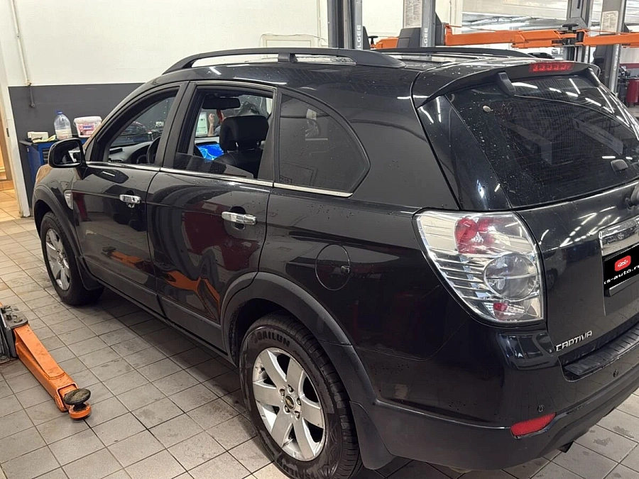 Chevrolet Captiva, 2008г., полный привод, механика