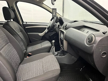 Renault Duster, 2015г, передний привод, механика