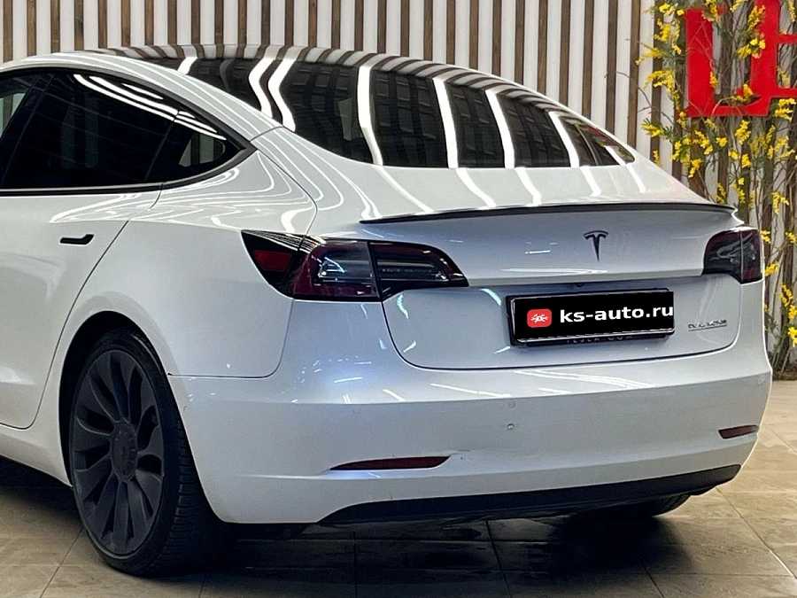 Tesla Model 3, 2021г., полный привод, автомат